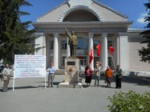 Бердские коммунисты провели пикет в защиту совхоза имени Ленина и   Павла Грудинина
